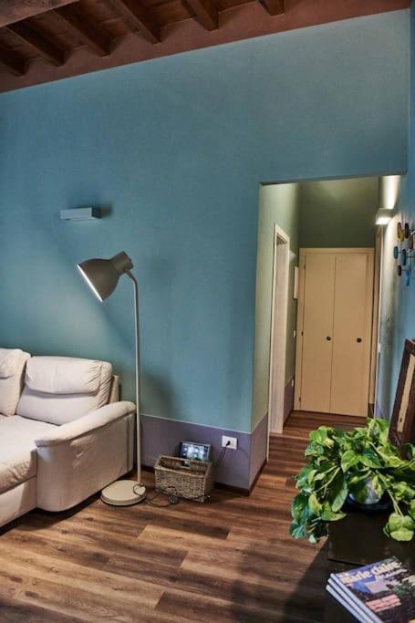 Casa Asja: Cromatismo In Centro Storico Daire Cesena Dış mekan fotoğraf